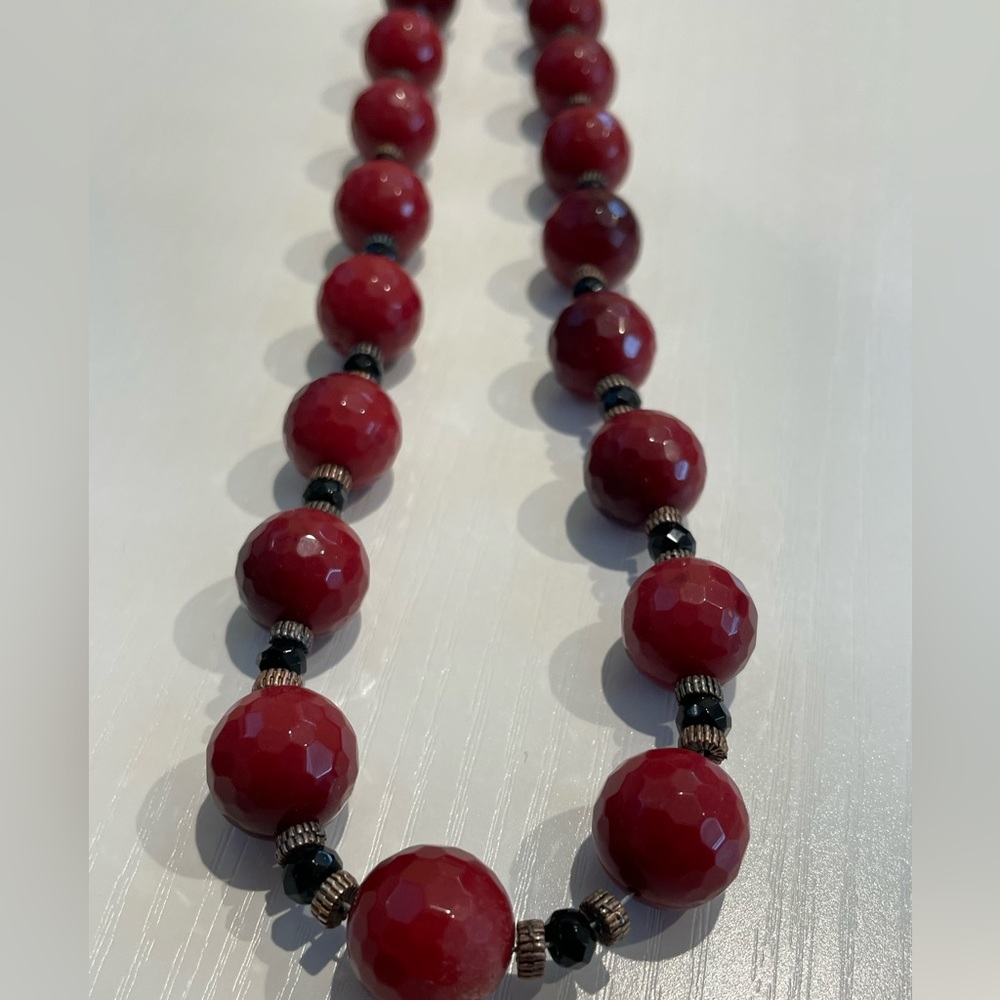 Vintage Faceted Red Garnet Burgundy Glass Beads Necklace Black Silver Spacers